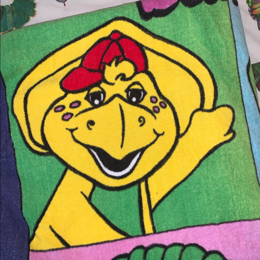 Vintage 1994 Barney & Friends Beach/Bath Towel - Picture 2 of 10